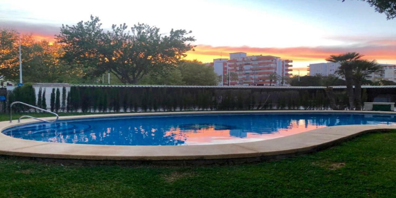 Apartamentos Playa Jávea エクステリア 写真